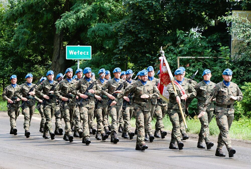 Obchody 82. rocznicy rozstrzelania polskich patriotów w Lesie Wełeckim koło Buska-Zdroju. Fot. IPN Kielce