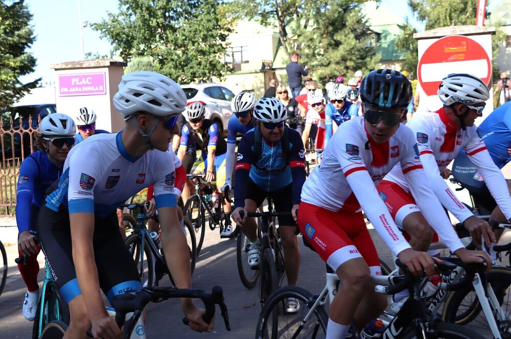 Start VI Rajdu Rowerowego im. Westerplatczyków. Fot. IPN Kielce