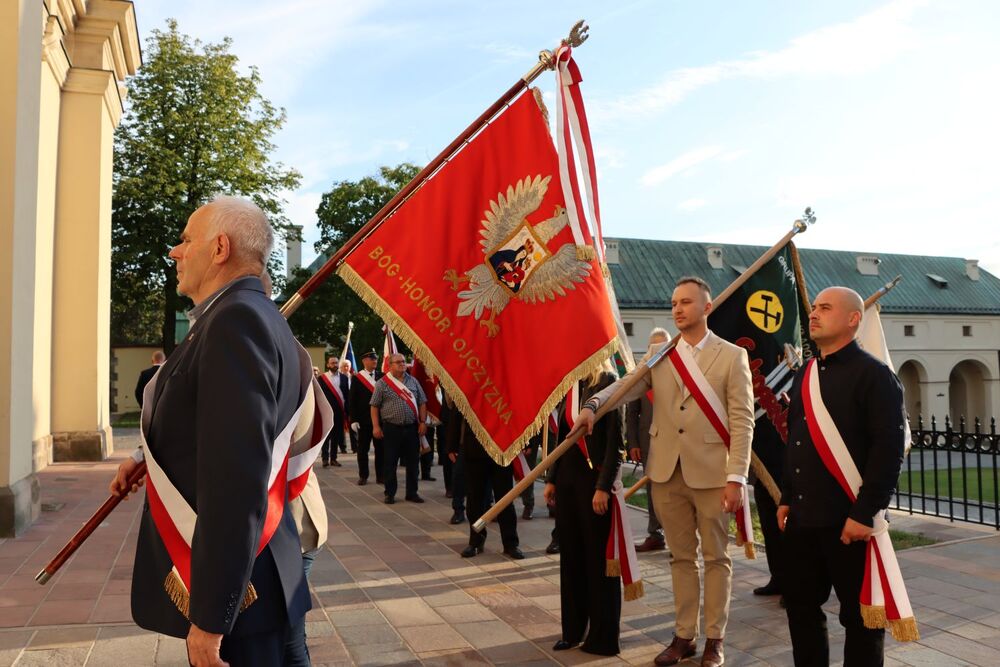Kieleckie uroczystości z okazji 46. rocznicy Porozumień Sierpniowych i powstania NSZZ „Solidarność”. Fot. IPN Kielce