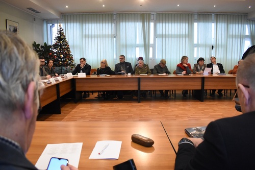 Rozmawiano o wspólnym planie organizacji uroczystości w 2023 roku. Fot. Dariusz Skrzyniarz (IPN)