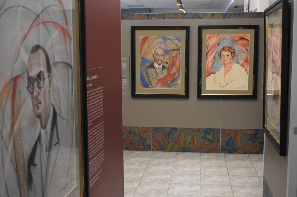 Wystawa portretów pt. „Londyn żywy” w Przystanku Historia w Kielcach. Fot. Dariusz Skrzyniarz (IPN)