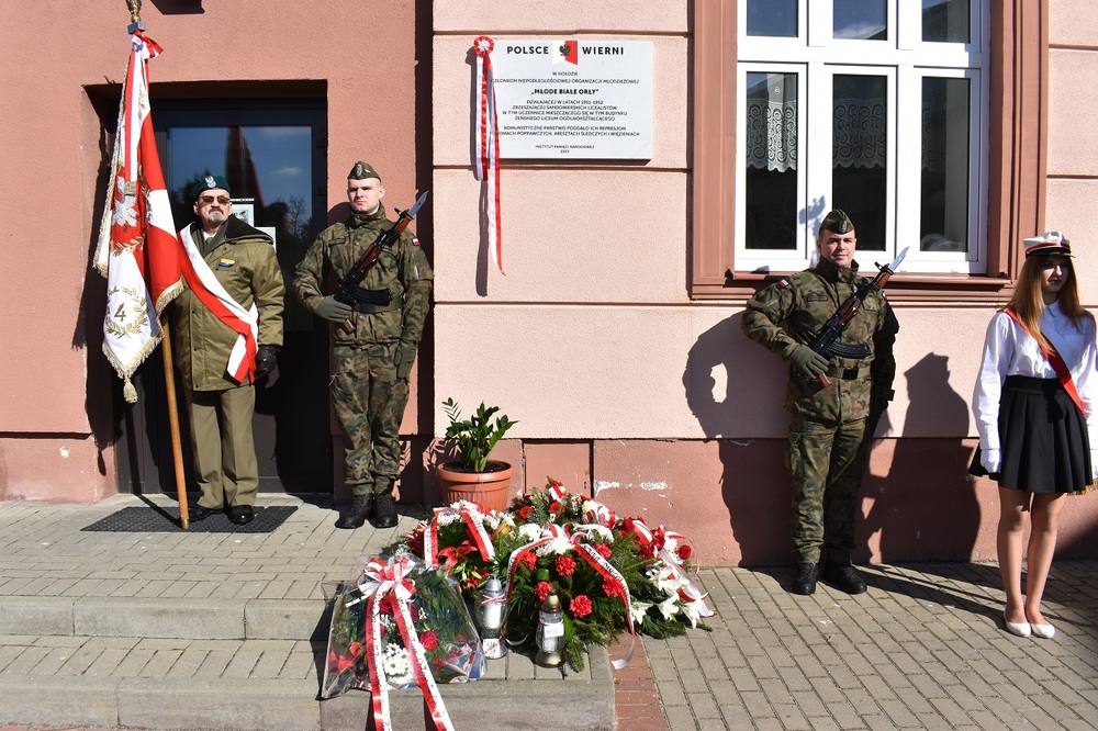 Odsłonięcie tablicy „Młodych Białych Orłów”, wystawa i wykłady w Sandomierzu - 28 lutego 2023 r. Fot. Dariusz Skrzyniarz