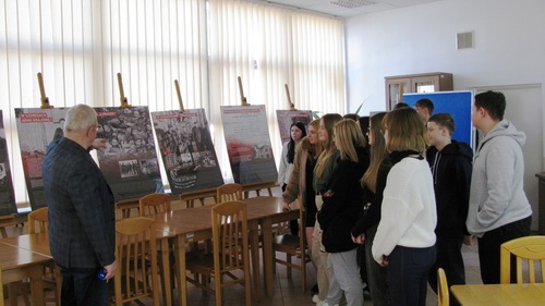 Wystawy o Żołnierzach Wyklętych w Zespole Szkół Przemysłu Spożywczego w Kielcach