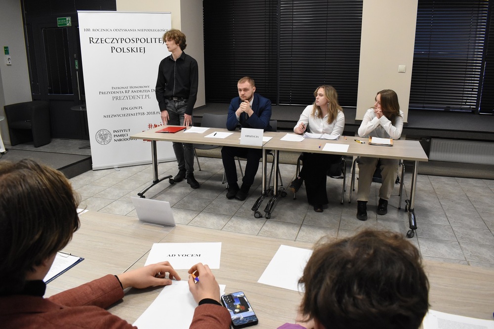 Regionalny Turniej Debat Historycznych – Kielce, 3 marca 2023 r. Fot. Dariusz Skrzyniarz (IPN)