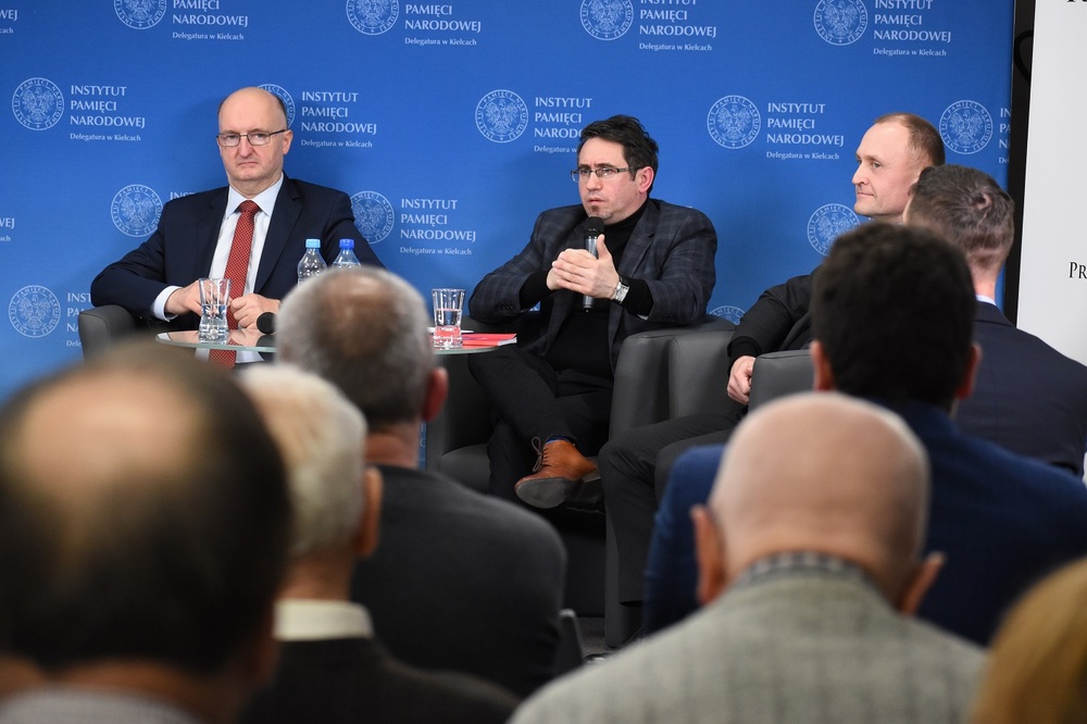 Debata pt. „Rekompensata czy sprawiedliwość? Reparacje wojenne od Niemiec dla Polski” - Kielce, 6 marca 2023 r. Fot. Dariusz Skrzyniarz (IPN)