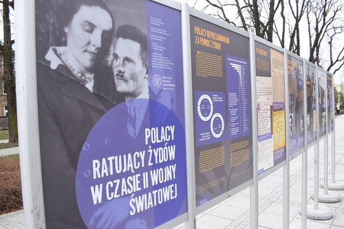 Wystawa pt. „Polacy ratujący Żydów w czasie II wojny światowej” – Kielce, 24 marca – 12 kwietnia 2023 r. Fot. Dariusz Skrzyniarz