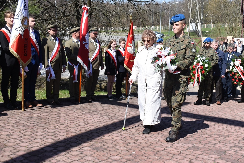 Uroczystość w 83. rocznicę Zbrodni Katyńskiej – Huta Szklana, 21 kwietnia 2023 r. Fot. Dariusz Skrzyniarz (IPN)
