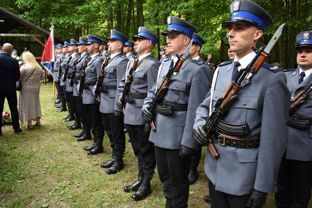 Uroczystości upamiętniające partyzantów działających na Kielecczyźnie. Fot. Dariusz Skrzyniarz (IPN)