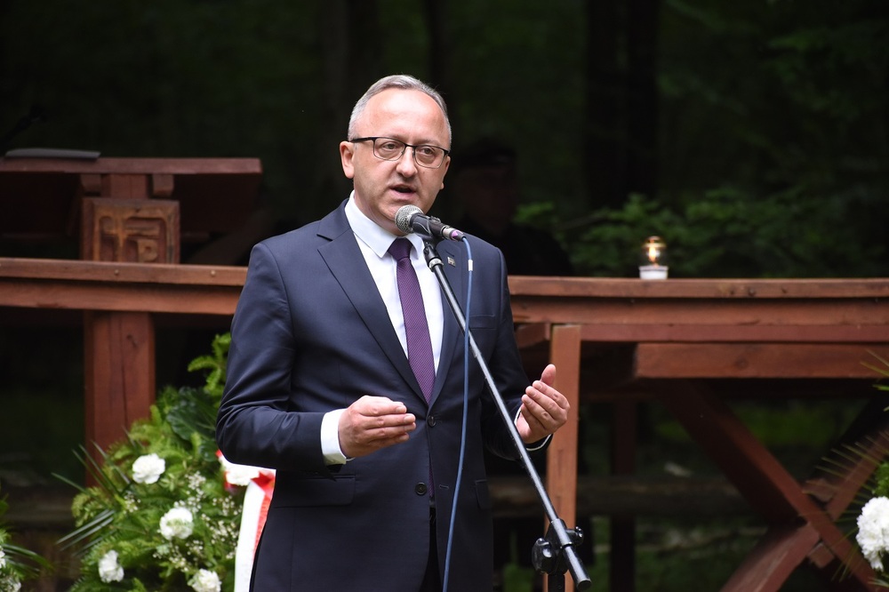 Uroczystości upamiętniające partyzantów działających na Kielecczyźnie. Fot. Dariusz Skrzyniarz (IPN)