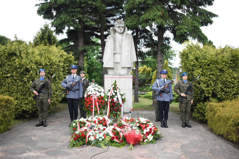 Uroczystości upamiętniające partyzantów działających na Kielecczyźnie. Wąchock 18 czerwca 2023r. Fot. Dariusz Skrzyniarz (IPN)