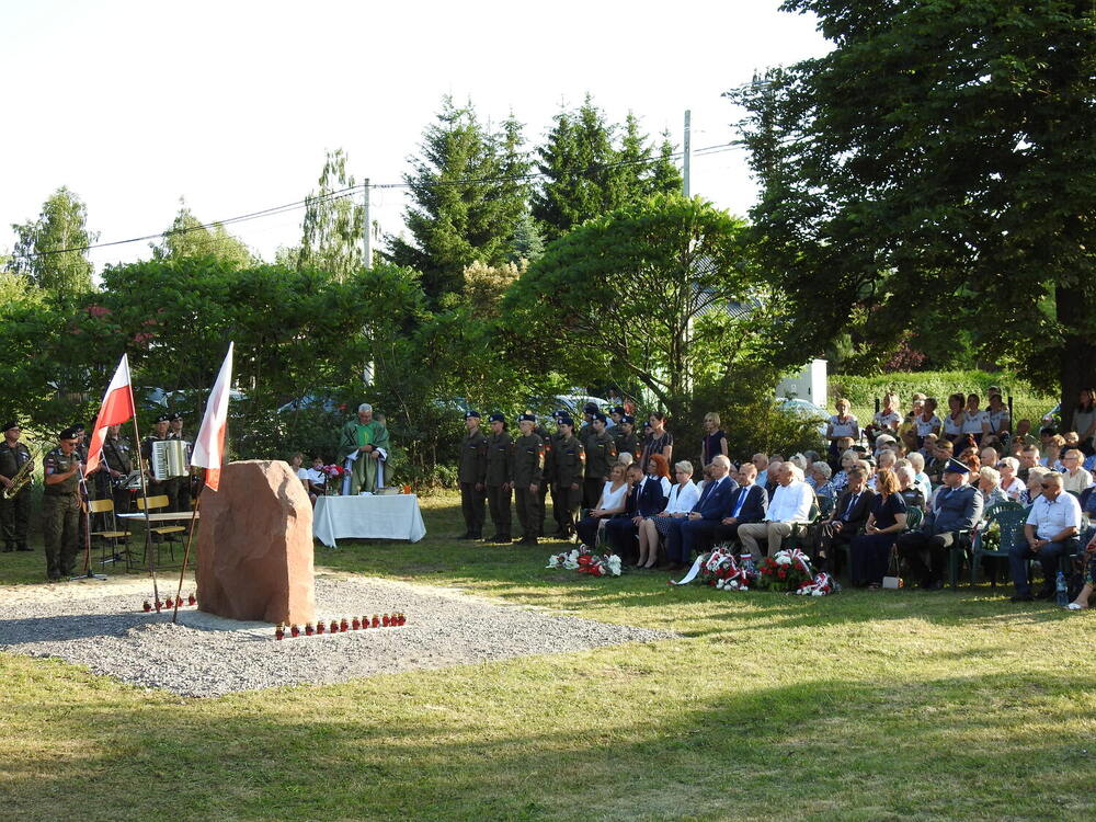 Odsłonięcie pomnika ofiar niemieckiej zbrodni – Miłkowska Karczma, 22 czerwca 2023 r.