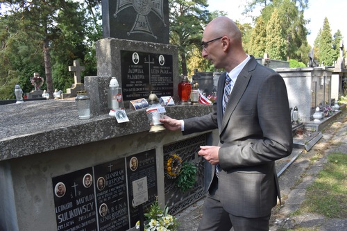 Kielce Cmentarz Stary. Akcja „Pamiętamy o żołnierzach broniących Westerplatte” – świętokrzyskie, 1 września 2023