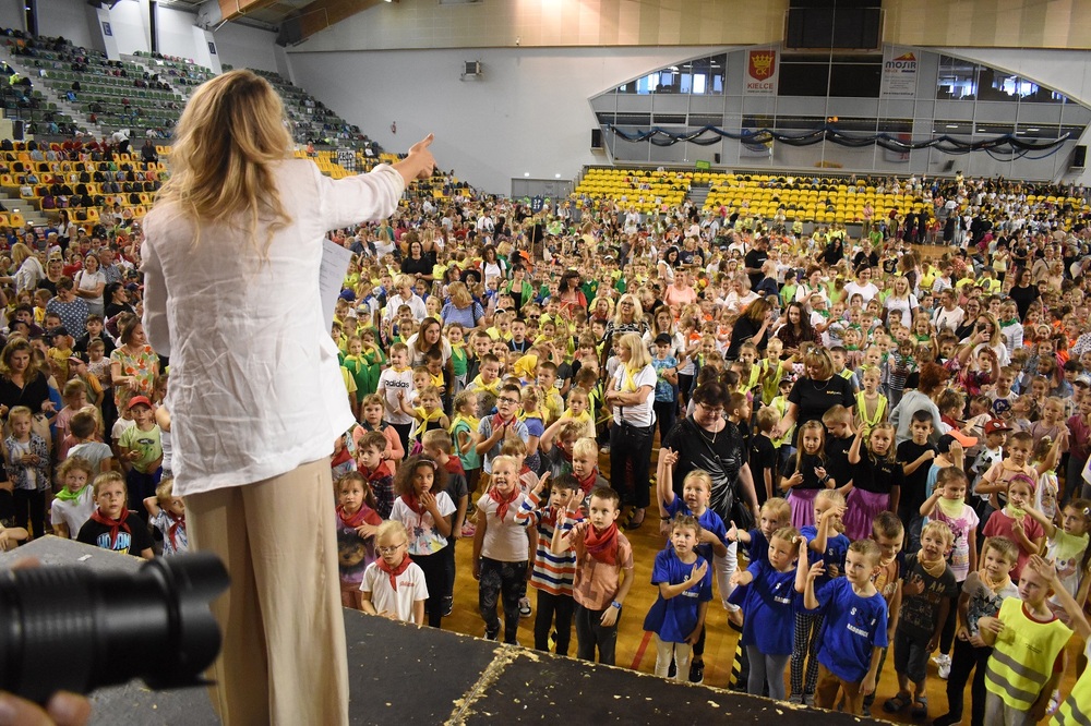 XIV edycja akcji „Kochane Pierwszaki”. Fot. Dariusz Skrzyniarz (IPN)