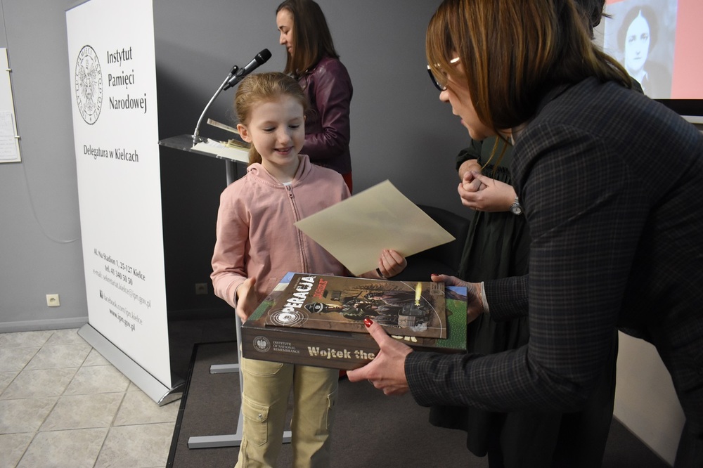 Rozstrzygnięcie wojewódzkiego konkursu „Prekursorki, konspiratorki, buntowniczki - Polki w XX wieku” - Kielce, 12 grudnia 2023