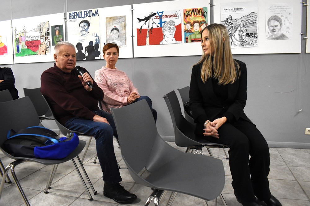 Wykład i dyskusja w 42. rocznicę wprowadzenia w Polsce stanu wojennego – Kielce, 13 grudnia 2023 r