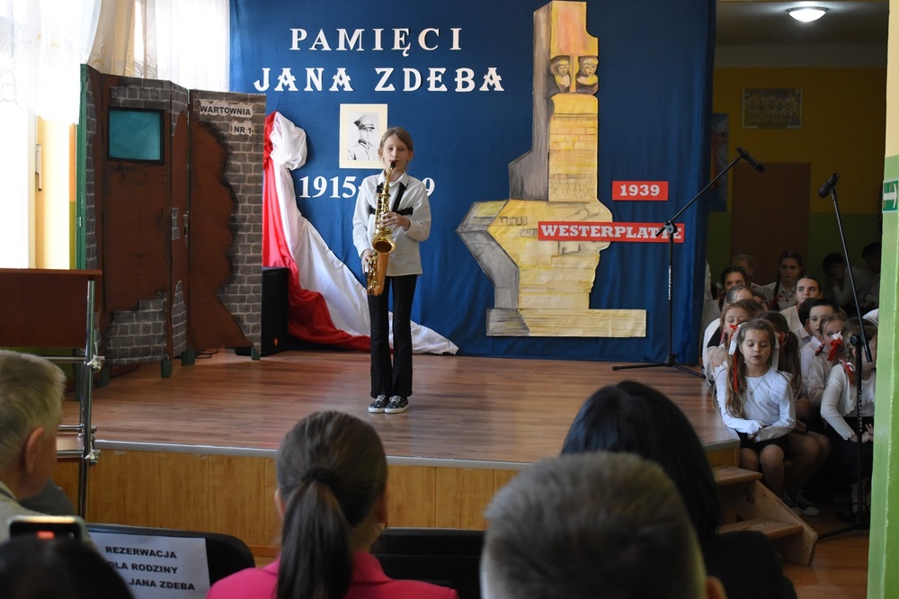 Odsłonięcie tablicy poświęconej westerplatczykowi Janowi Zdebowi – Kozłów, 10 stycznia 2024. Fot. Dariusz Skrzyniarz