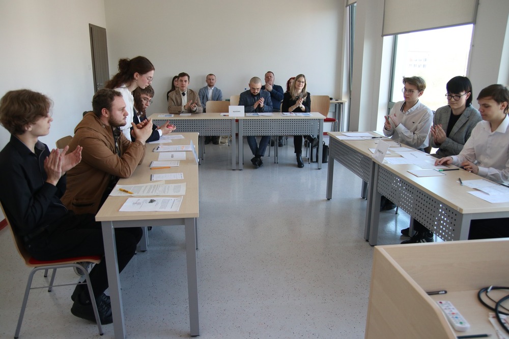 IX regionalny Turniej Debat Historycznych – Kielce, 8 marca 2024. Fot. Dariusz Skrzyniarz