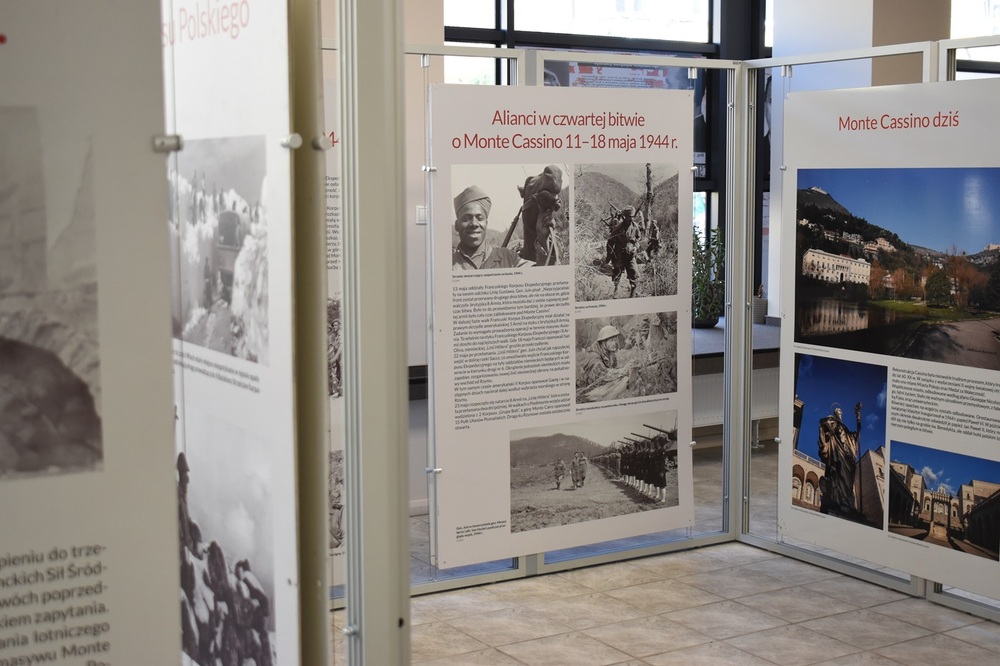 Wystawa „Monte Cassino. 80. rocznica bitwy” w „Przystanku Historia” w Kielcach