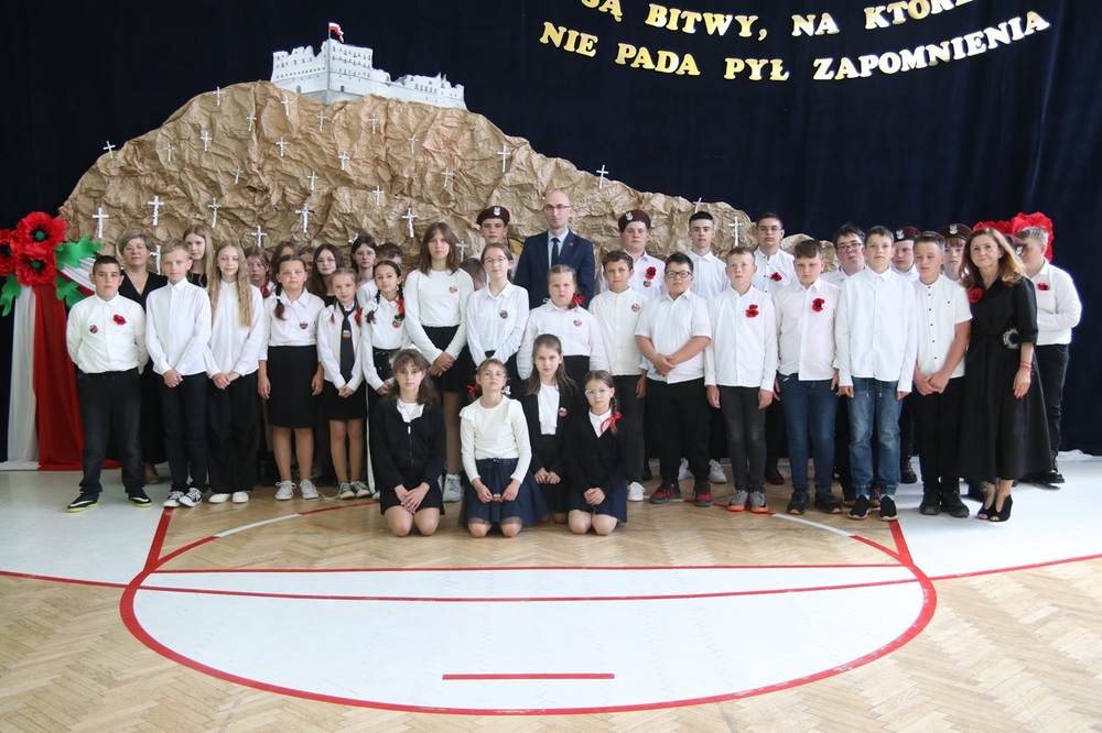 Obchody Dnia Patrona w szkole w Rembieszycach