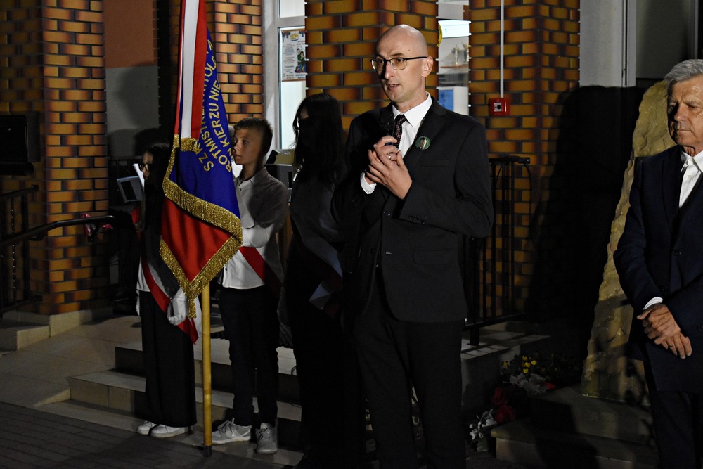 Znicze pamięci w 76. rocznicę śmierci rtm. Witolda Pileckiego – Kierz Niedźwiedzi, 25 maja 2024