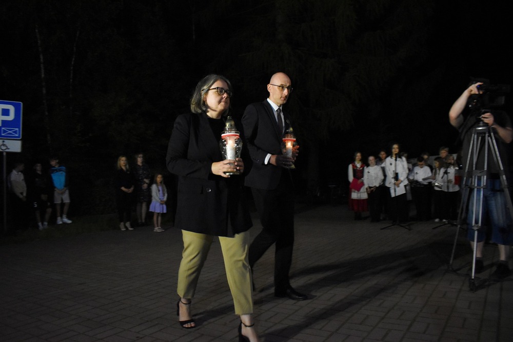 Znicze pamięci w 76. rocznicę śmierci rtm. Witolda Pileckiego – Kierz Niedźwiedzi, 25 maja 2024