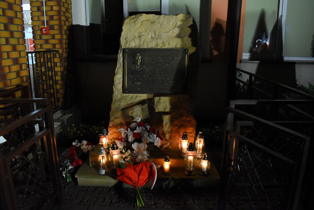 Znicze pamięci w 76. rocznicę śmierci rtm. Witolda Pileckiego – Kierz Niedźwiedzi, 25 maja 2024