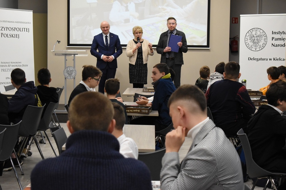 Kielce. Regionalny etap I Olimpiady Gier Planszowych IPN. Fot. Dariusz Skrzyniarz (IPN)